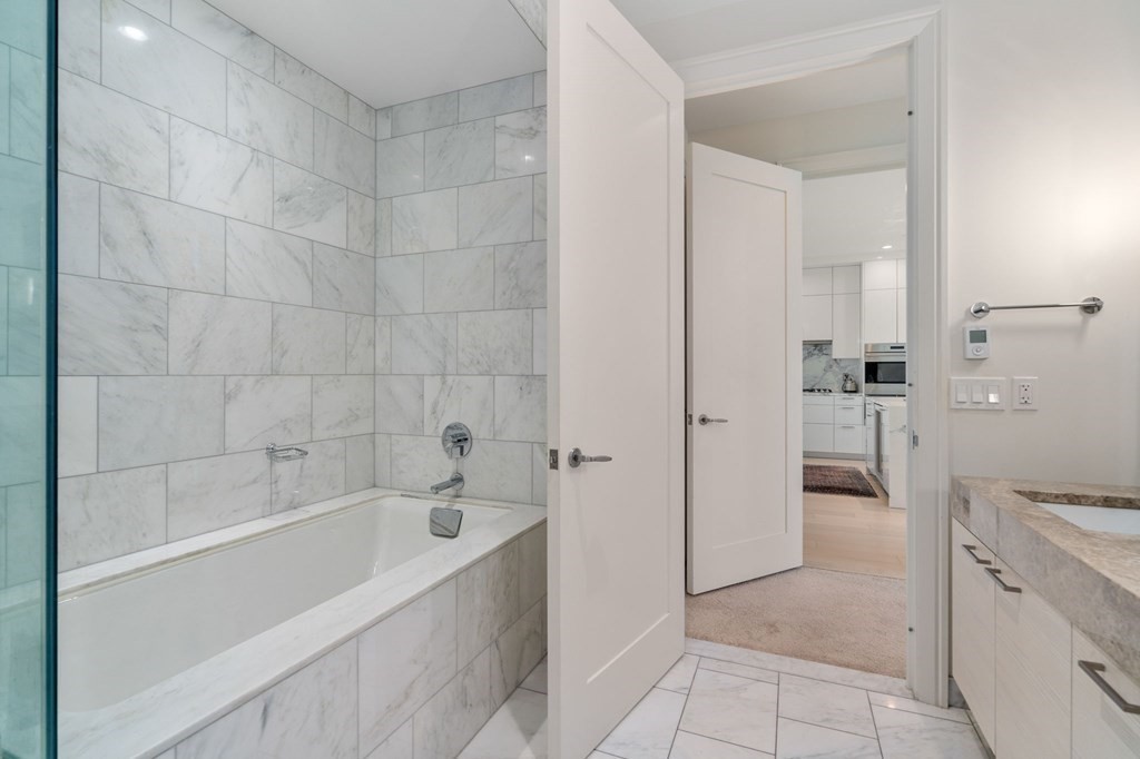 1 Franklin Street # 4507