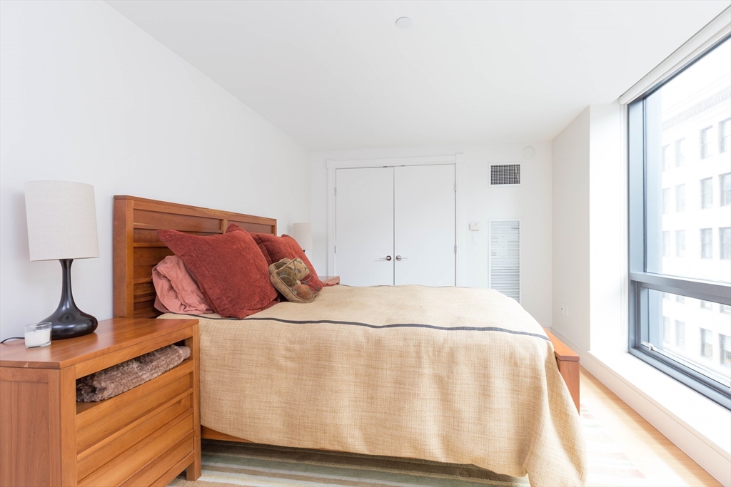 45 Province St # 7N