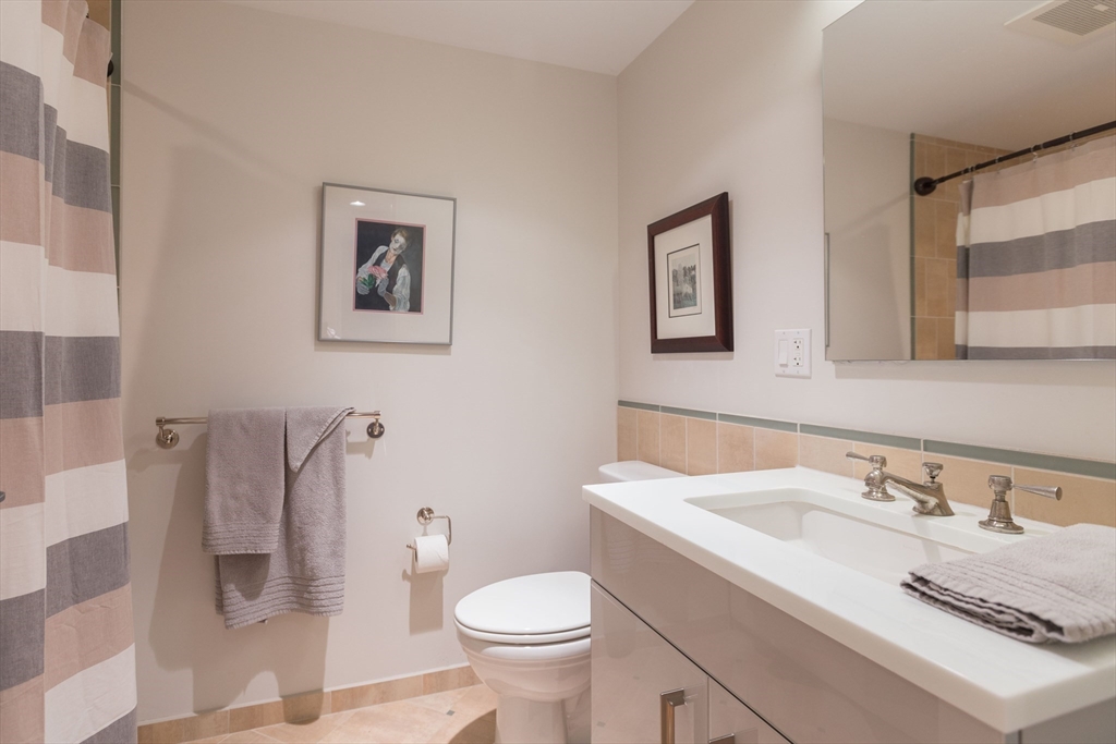 45 Province St # 7N