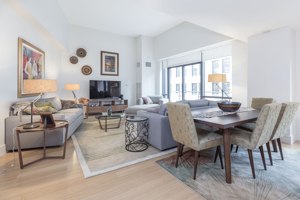 45 Province St # 7N