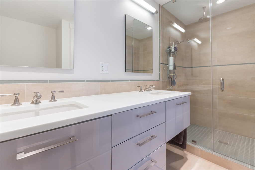 45 Province St # 7N