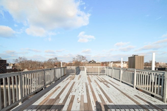 4 Chiswick # 34