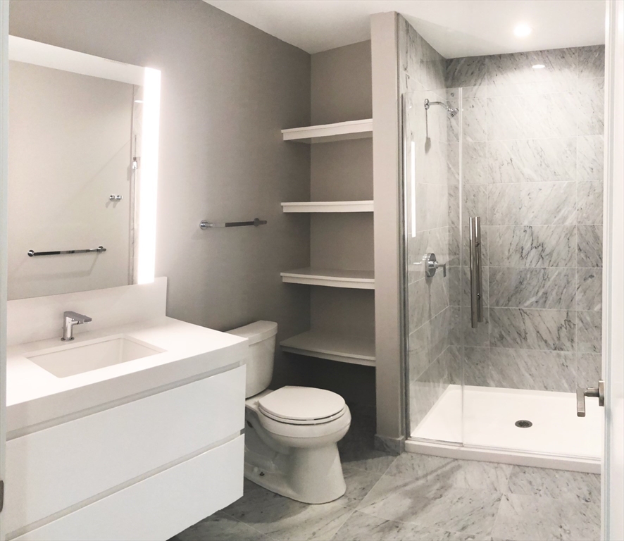 133 Seaport Blvd # 917