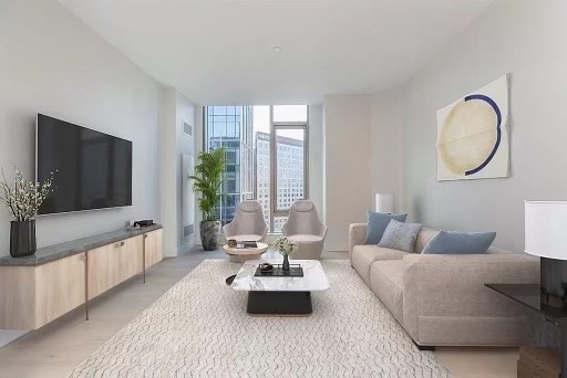 133 Seaport Blvd # 917