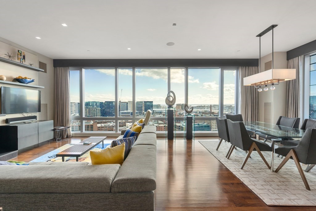 500 Atlantic Ave Unit: PH20J