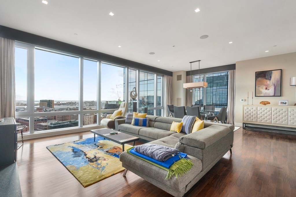 500 Atlantic Ave Unit: PH20J