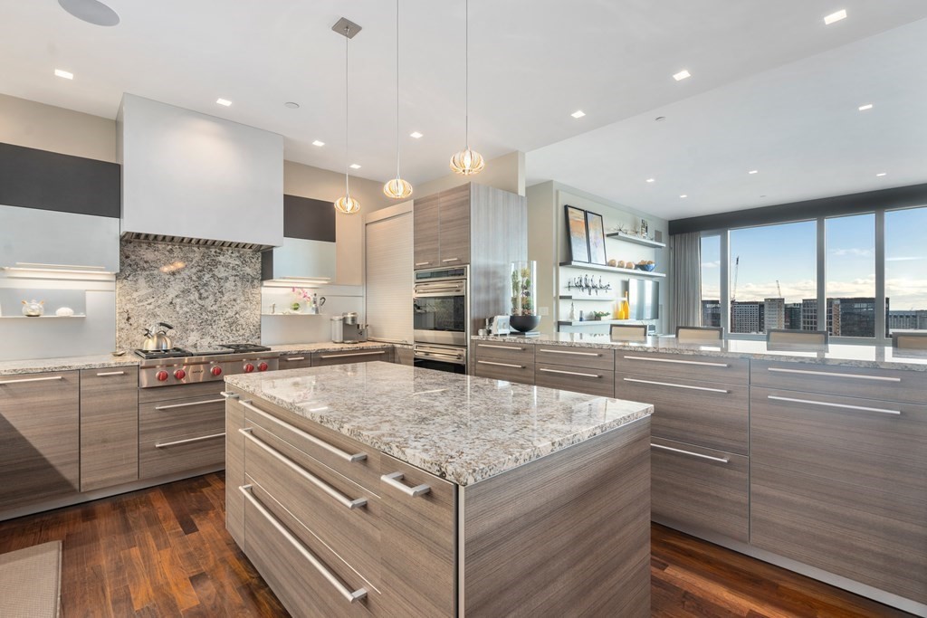 500 Atlantic Ave Unit: PH20J