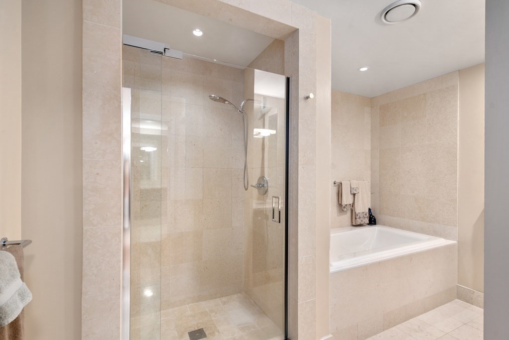 500 Atlantic Ave Unit: PH20J