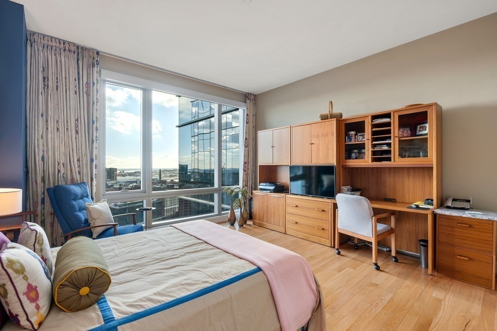 500 Atlantic Ave Unit: PH20J