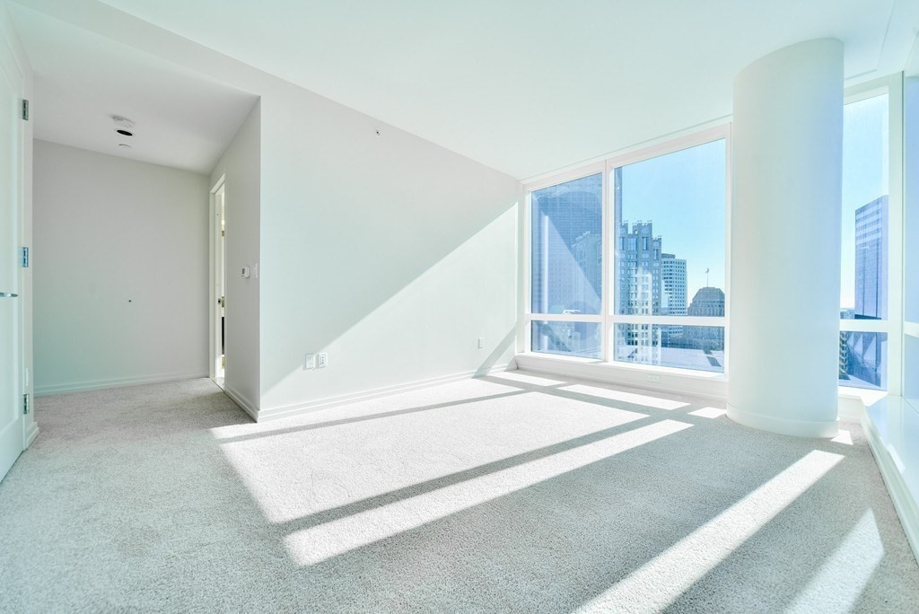 1 Franklin Street # 2610