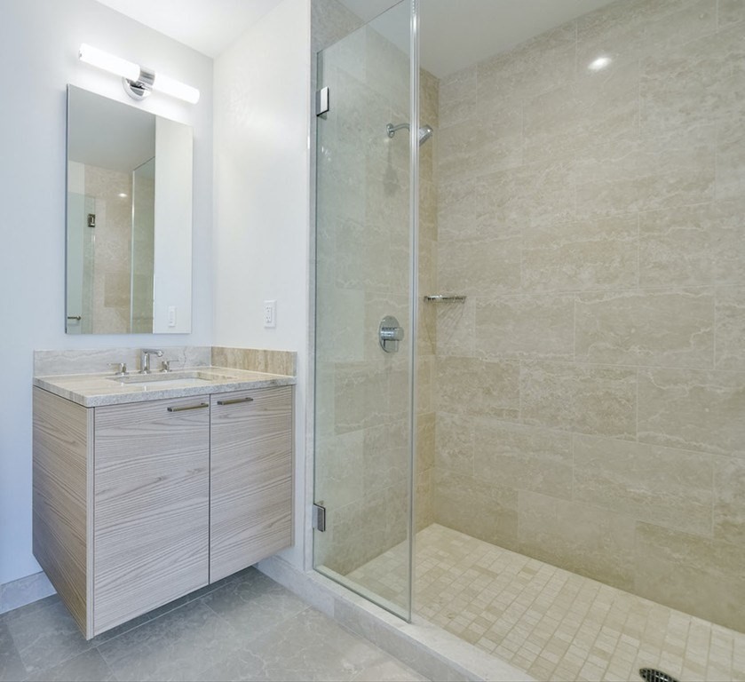 1 Franklin Street # 2610