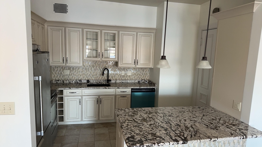 286 Beacon # 10
