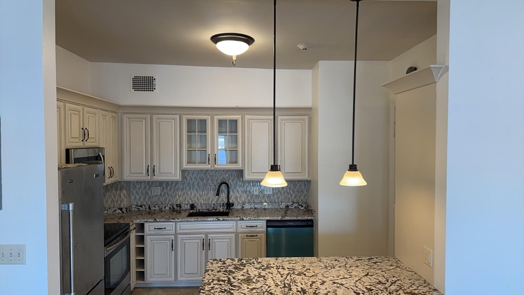 286 Beacon # 10
