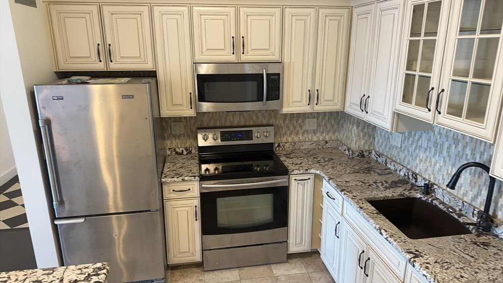 286 Beacon # 10