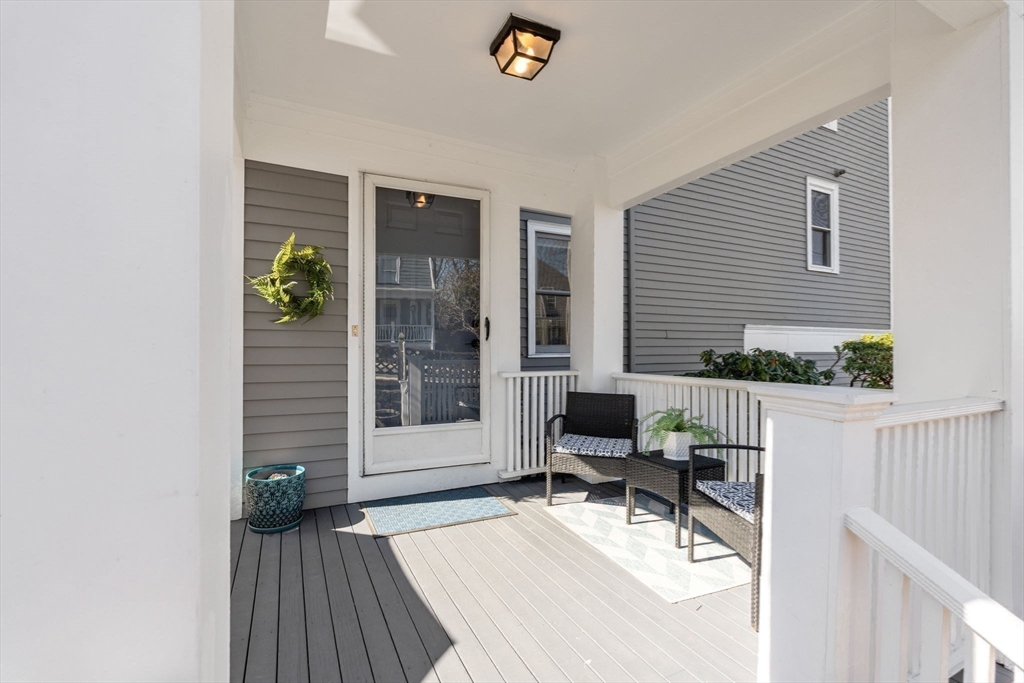 12 Pickett St # I