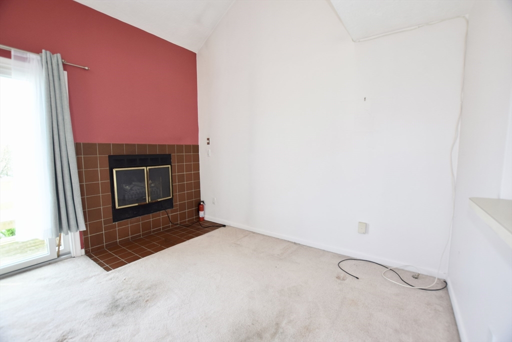 201 Lake St. # 32