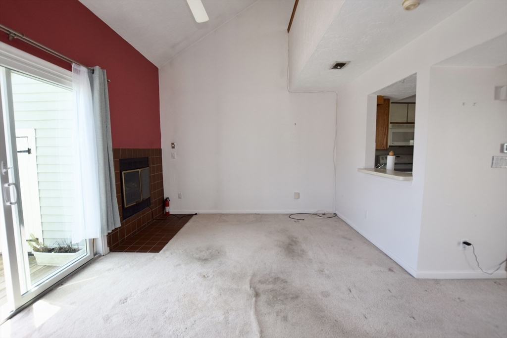 201 Lake St. # 32