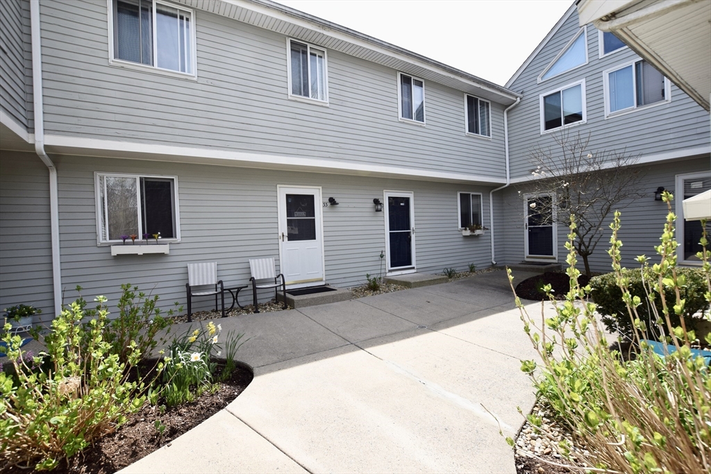 201 Lake St. # 32