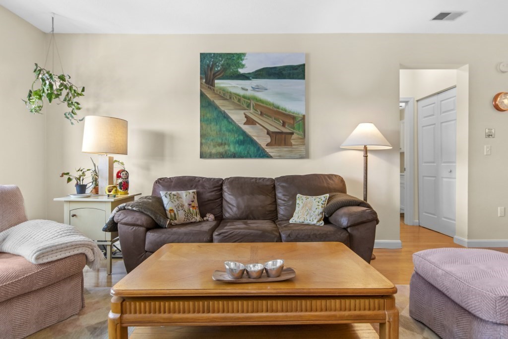 2456-2460 Massachusetts Ave # 403