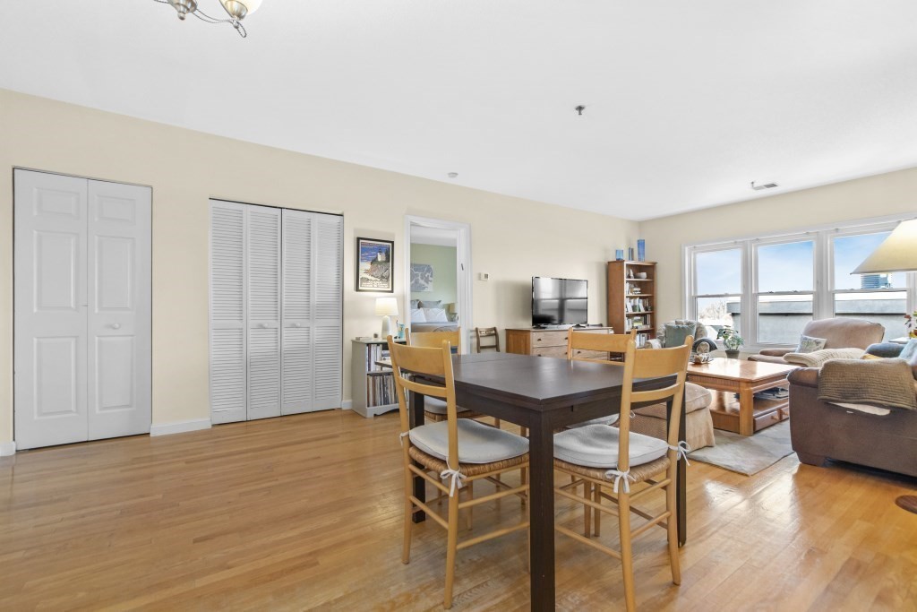 2456-2460 Massachusetts Ave # 403