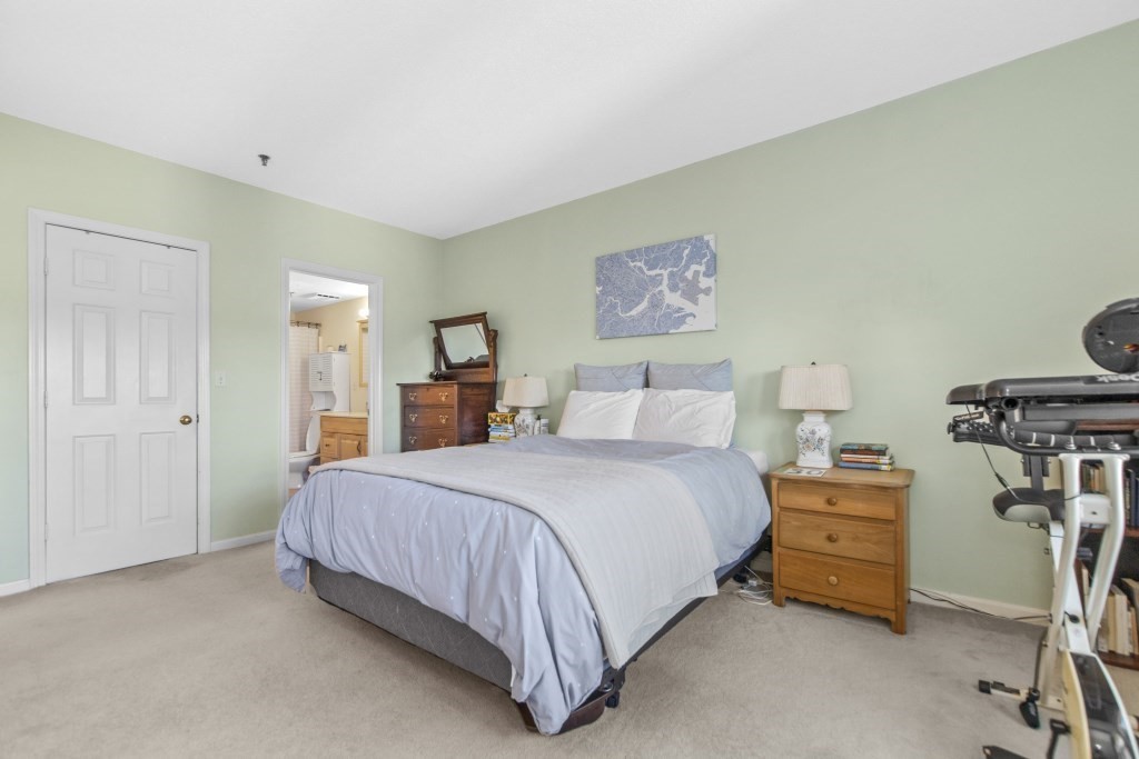 2456-2460 Massachusetts Ave # 403
