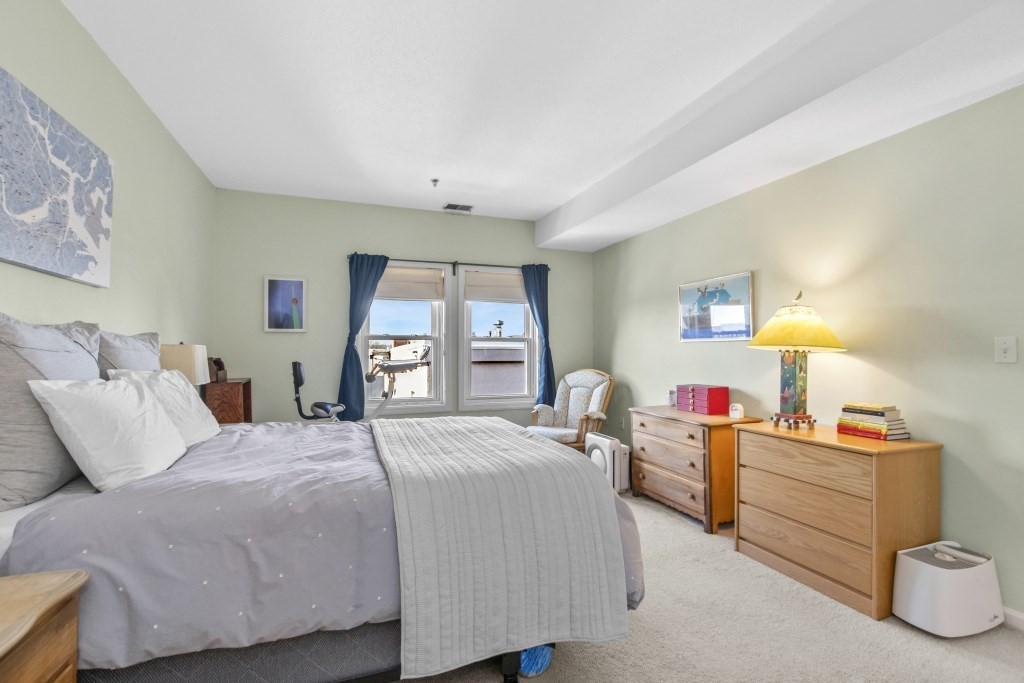 2456-2460 Massachusetts Ave # 403