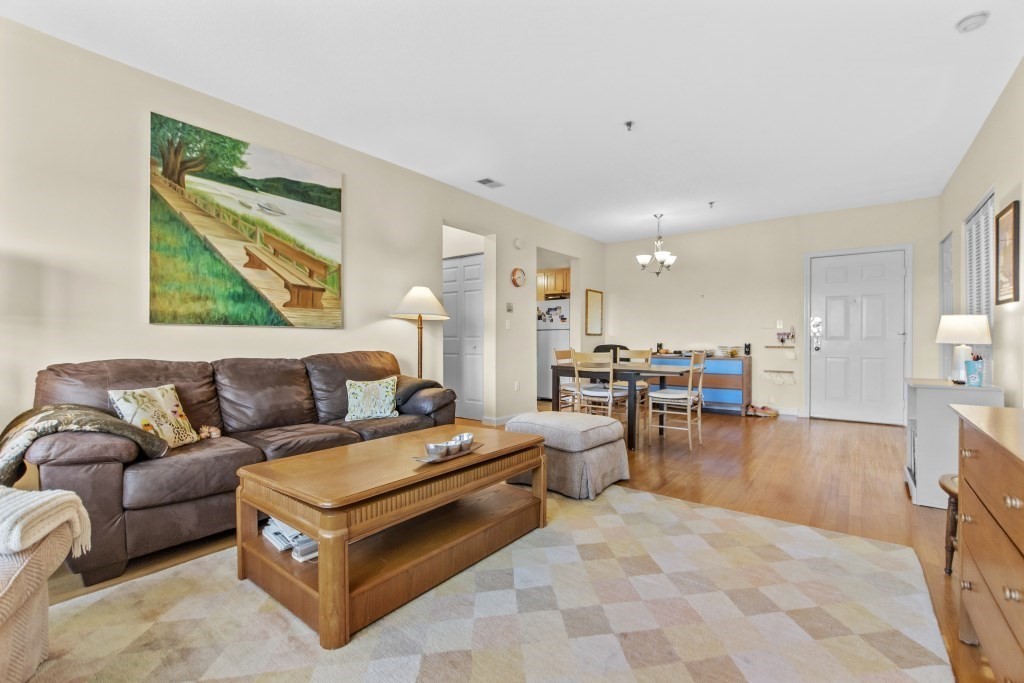 2456-2460 Massachusetts Ave # 403