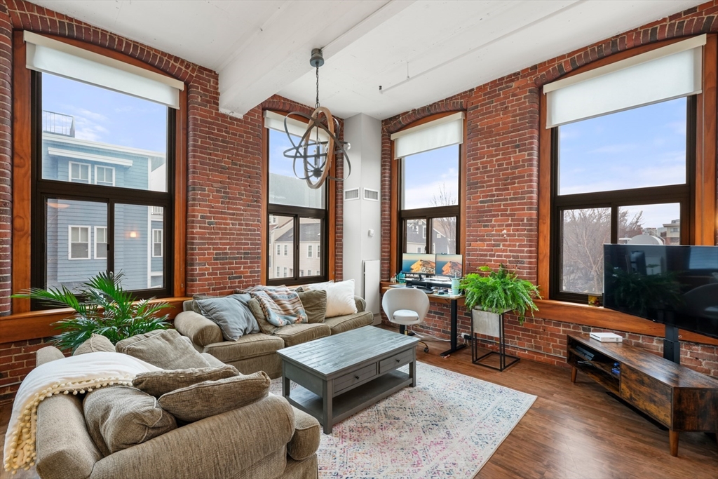 320 W Second # 205