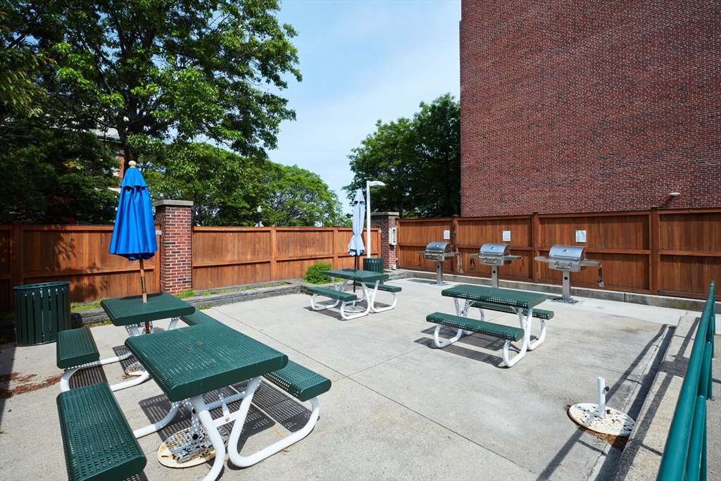 42 8th St # 1103