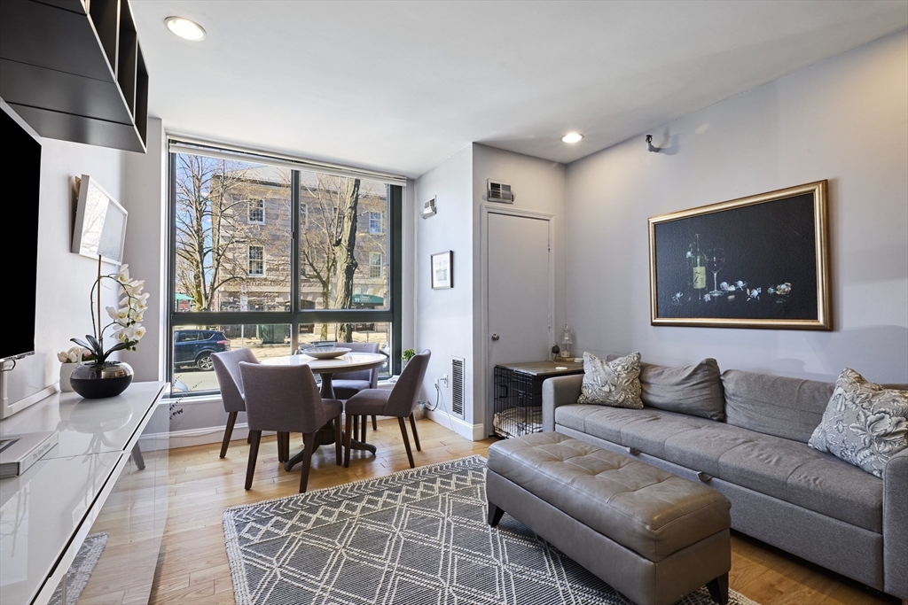 42 8th St # 1103