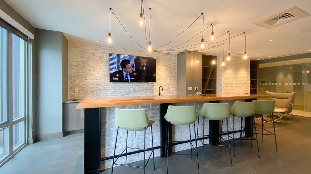 45 Lewis St # 508