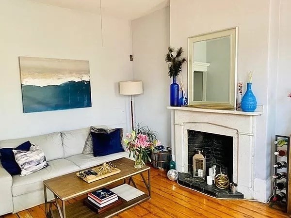 18 Cedar Street # 3