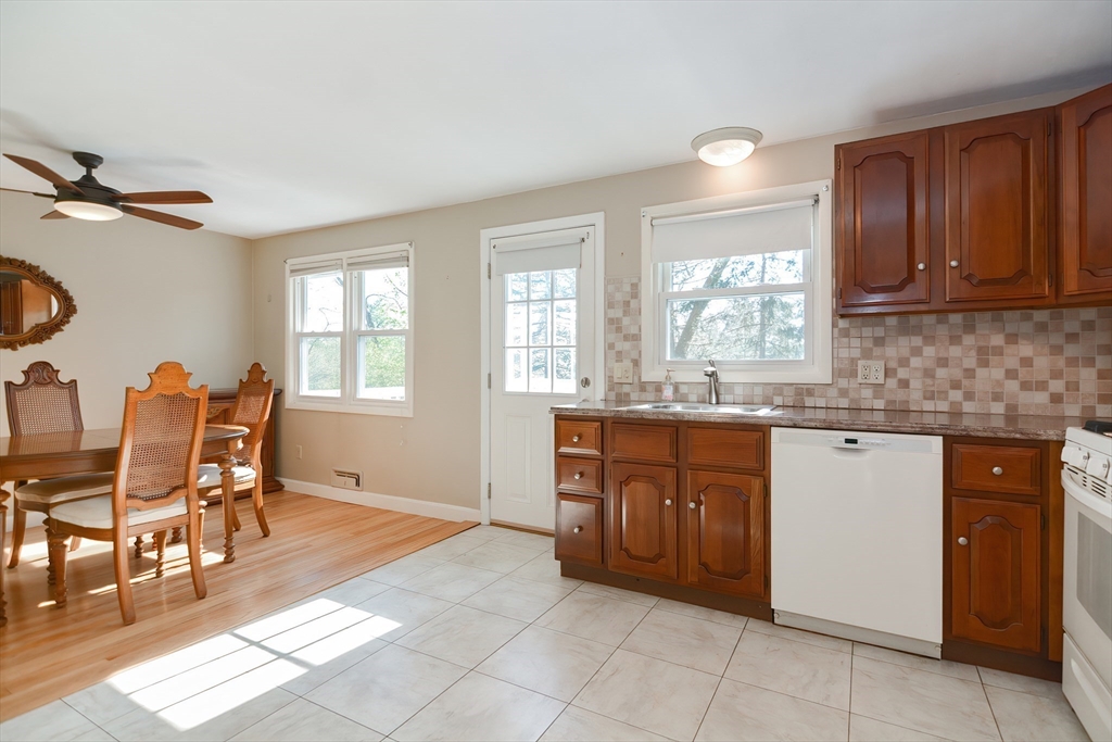 8 Catherine Dr