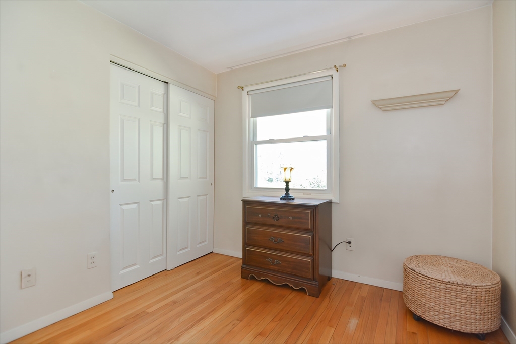 8 Catherine Dr