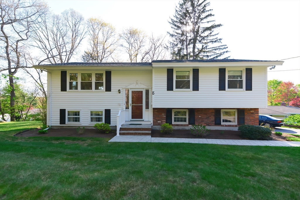8 Catherine Dr