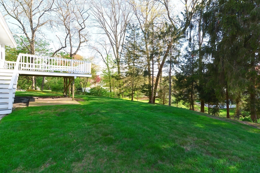 8 Catherine Dr