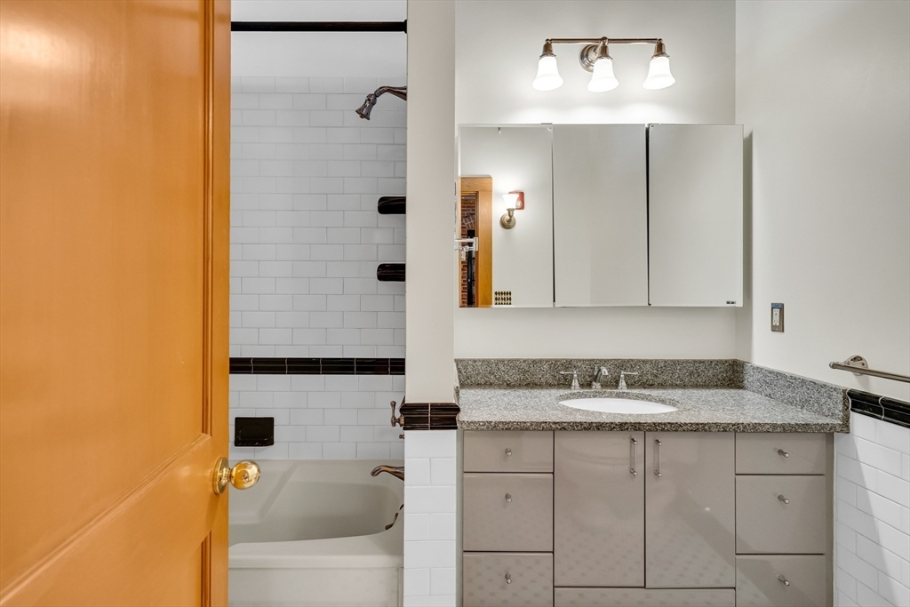 1 Tannery Brook Row # 2D