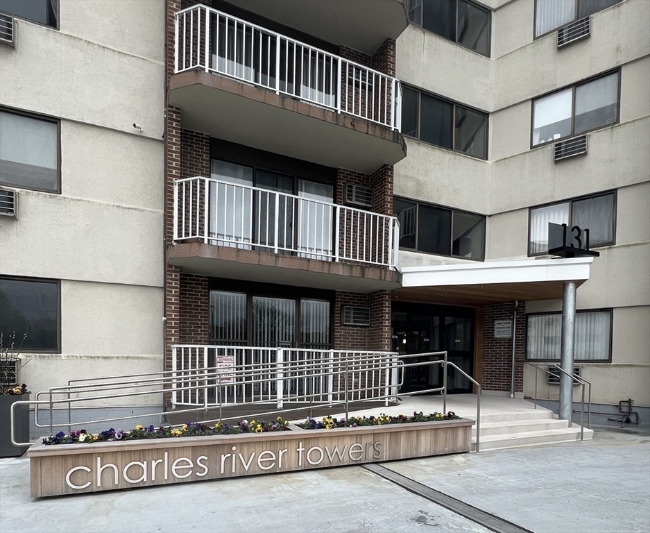 131 Coolidge Ave # 227