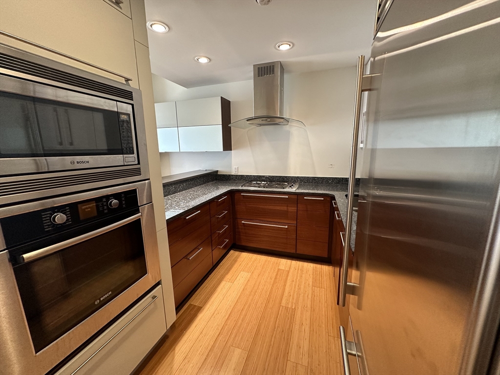 45 Province St # 1604
