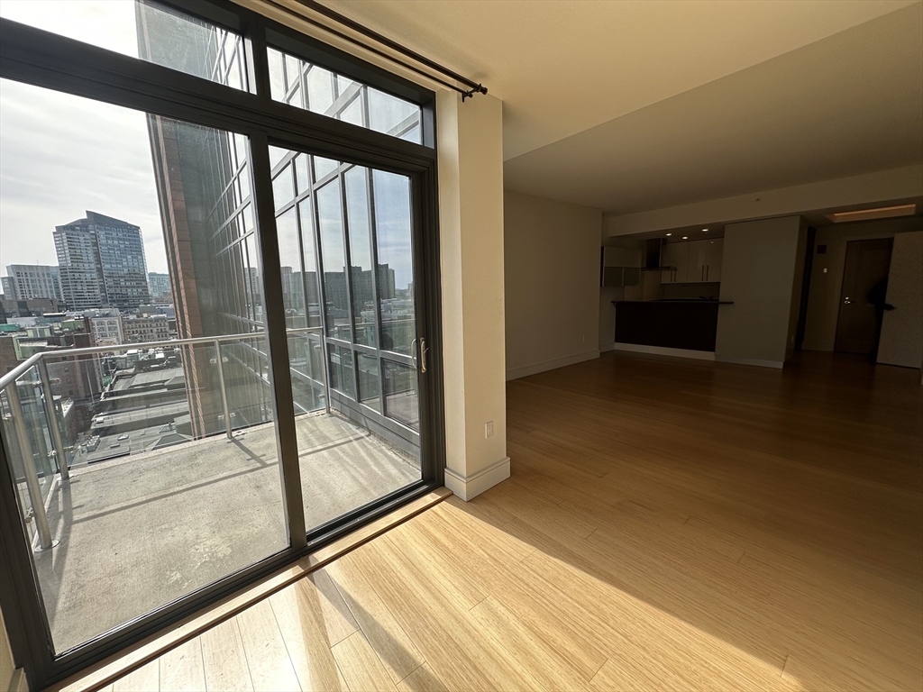 45 Province St # 1604