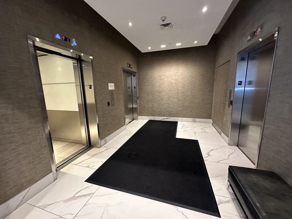 45 Province St # 1604