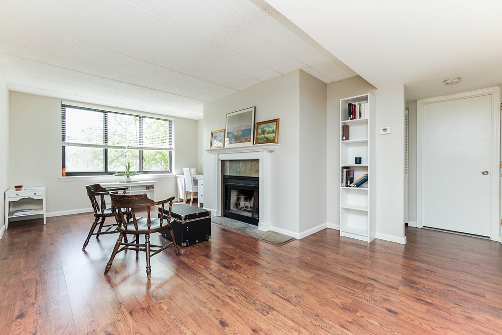 85 Brainerd Rd # 512