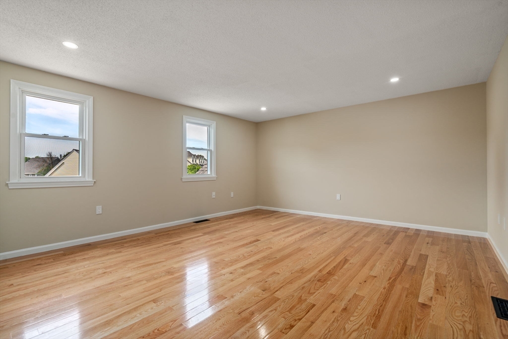 116 Merrimack Meadows Ln # 116