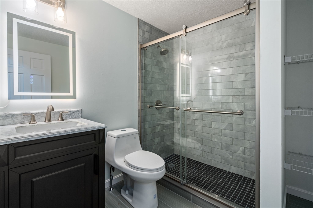 116 Merrimack Meadows Ln # 116