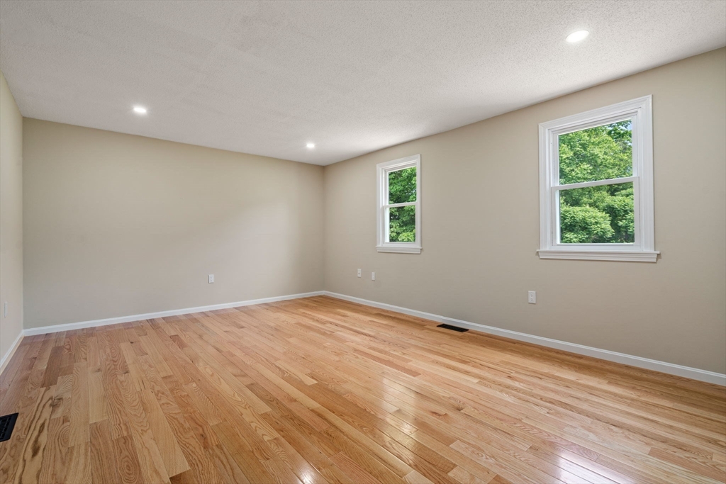 116 Merrimack Meadows Ln # 116