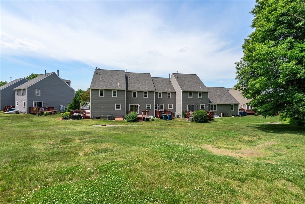 116 Merrimack Meadows Ln # 116