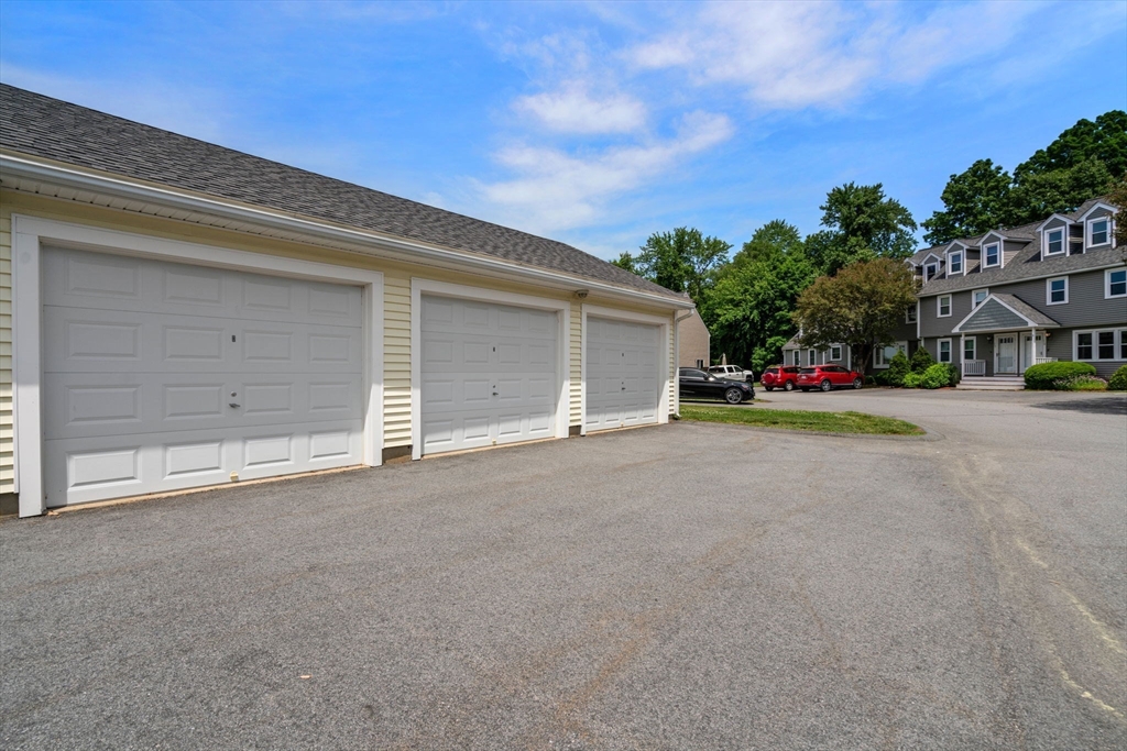116 Merrimack Meadows Ln # 116
