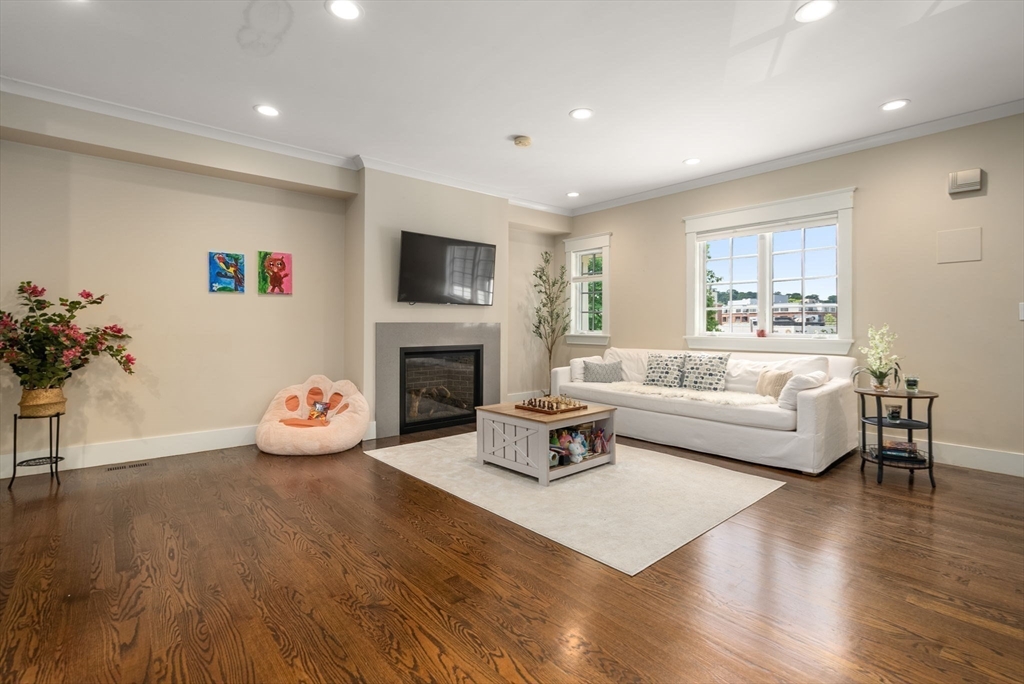 235 Walnut Street # 235