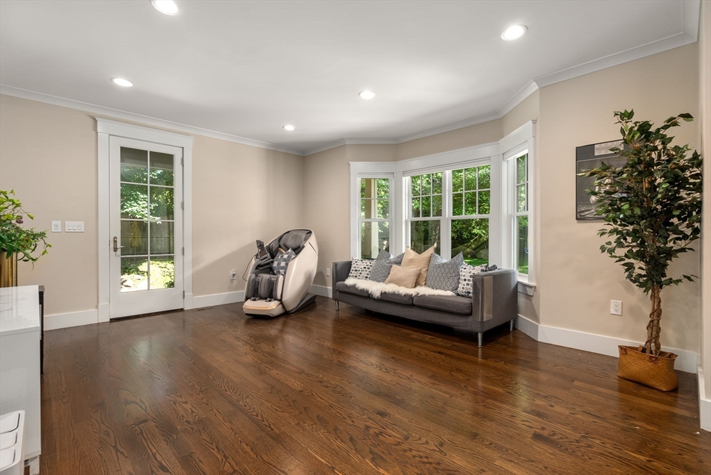235 Walnut Street # 235