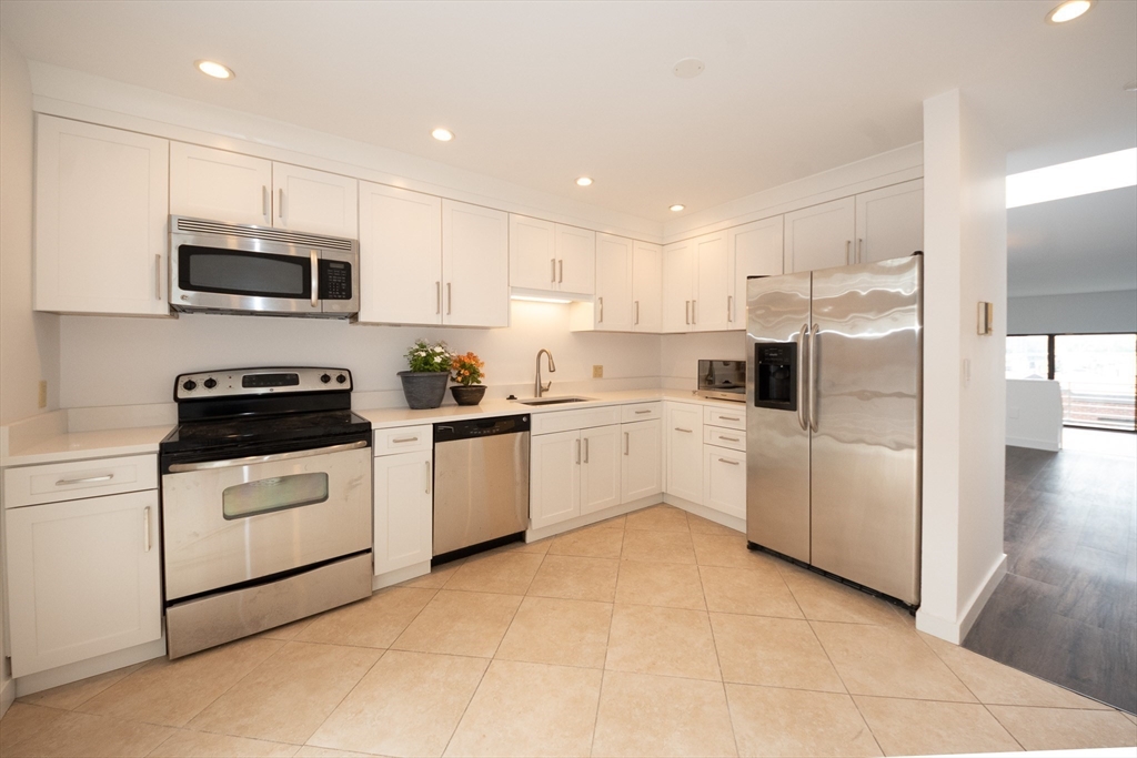 13 Shipway Place # 13